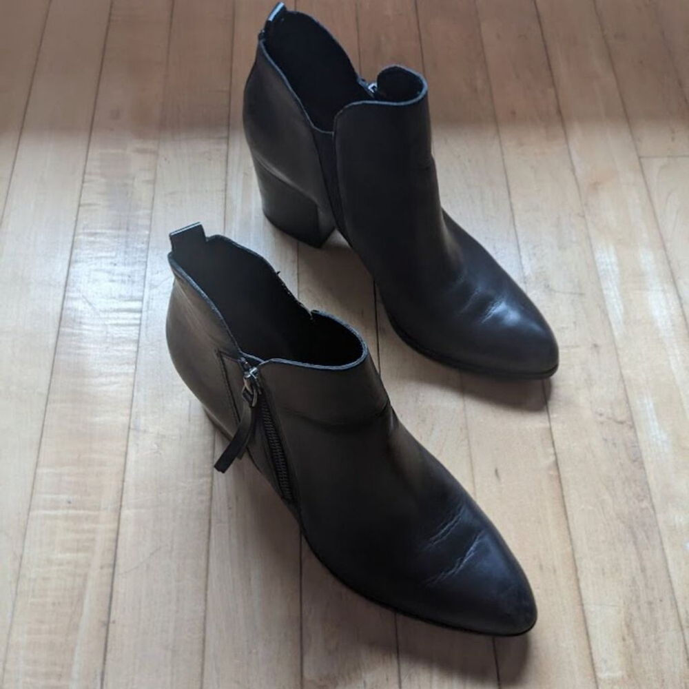 Donald J Pliner | Edyn Zip Ankle Booties in Black Leather